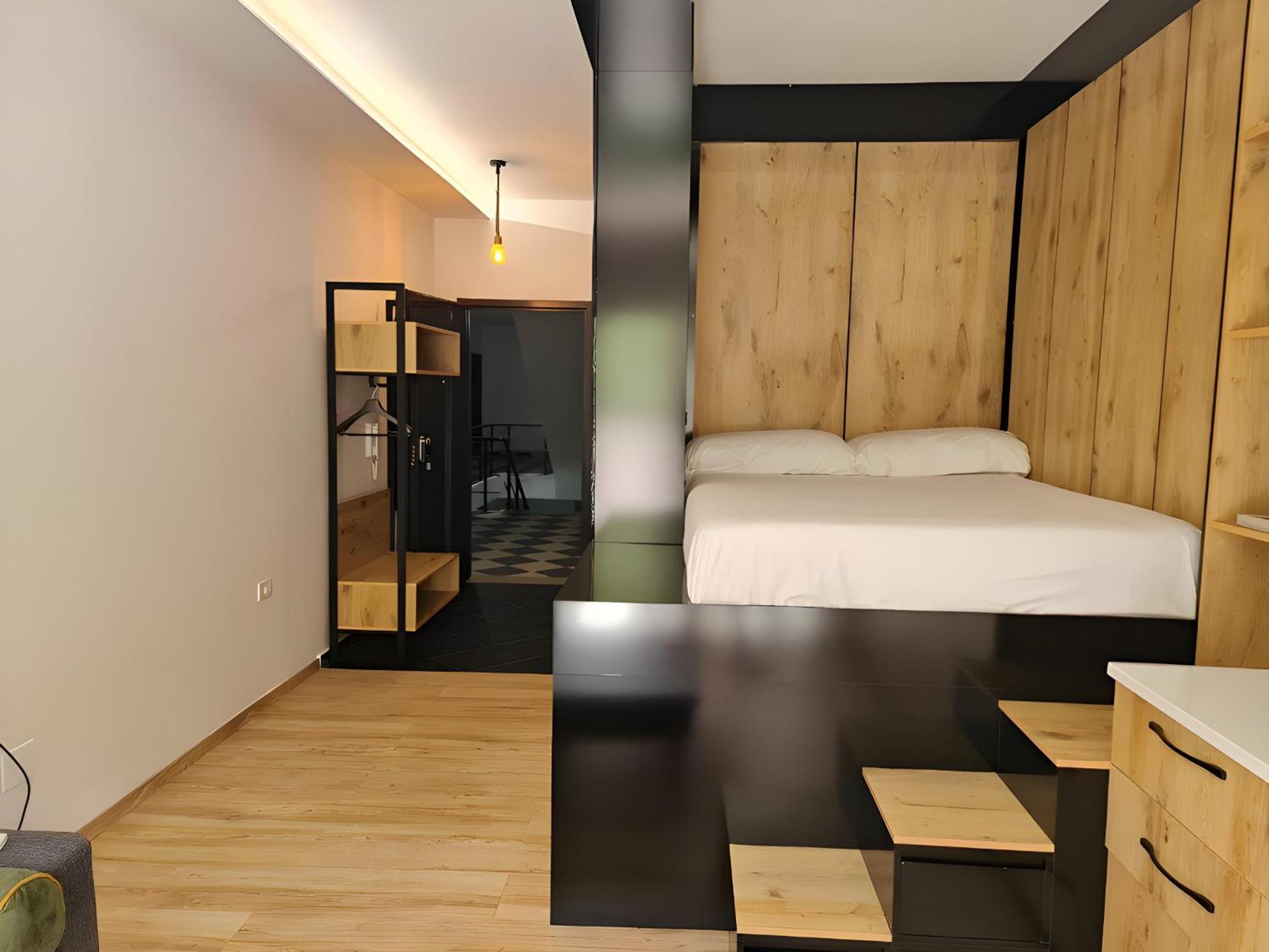 Teo'S Deluxe Studios Vlorë Екстериор снимка